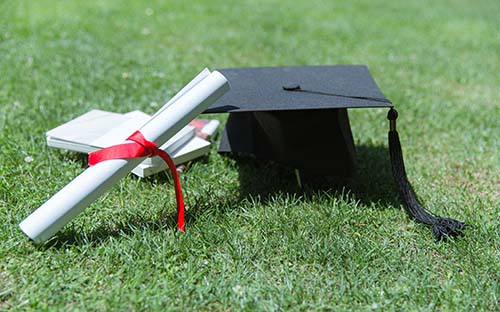 成人自考能考多久?