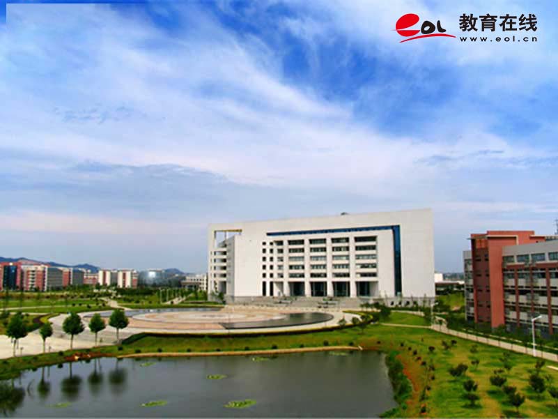 武漢紡織大學繼續教育學院校園風光