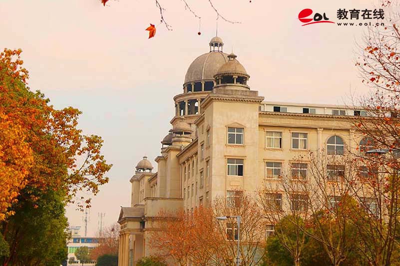 武漢商貿職業學院校園風光 