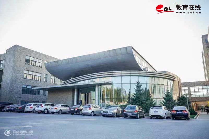 大連工業大學繼續教育學院校園風光
