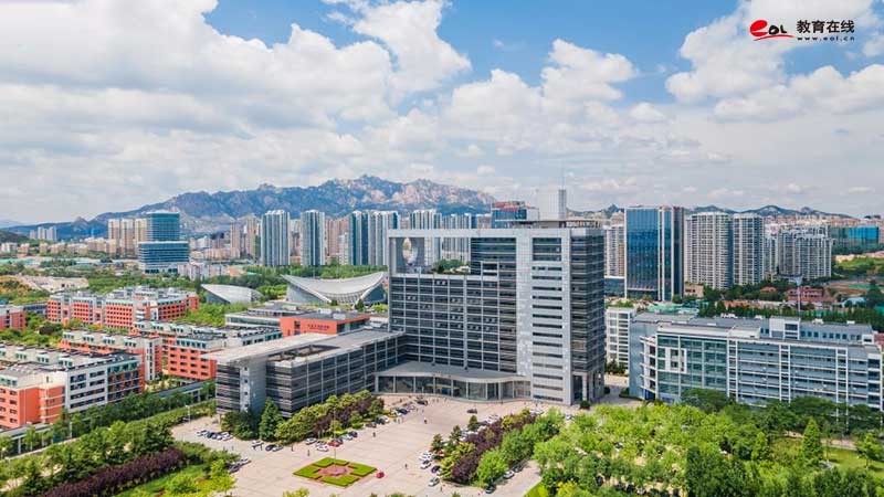中國石油大學（華東）教育發展中心校園風光