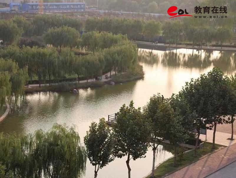學校校園風光