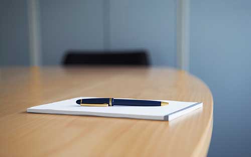 成考本科藥學報名要什么條件？