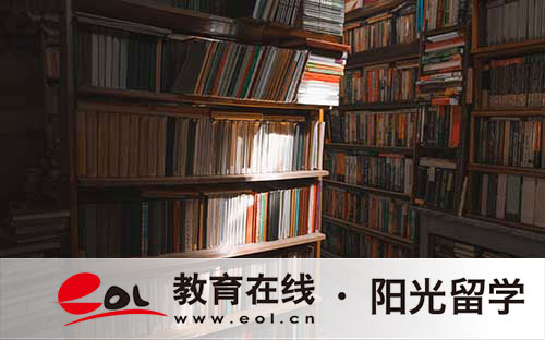 4+0中外合作大學學費一覽表