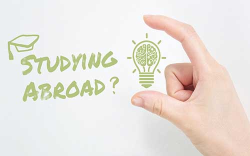 國外大學生留學條件 大學生留學一般什么時候申請？