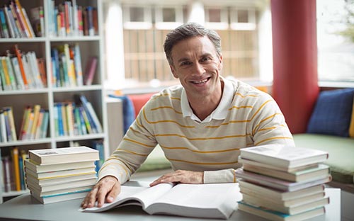 艾米麗卡爾藝術與設計大學入學要求