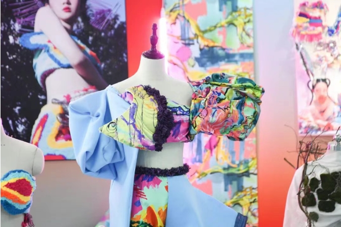 MCAA捷報丨6封倫藝本科+全美服裝第一帕森斯！50+封名校OFFER抵達！