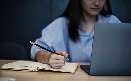 日本服裝設計專業怎么樣，留學哪些學校比較好