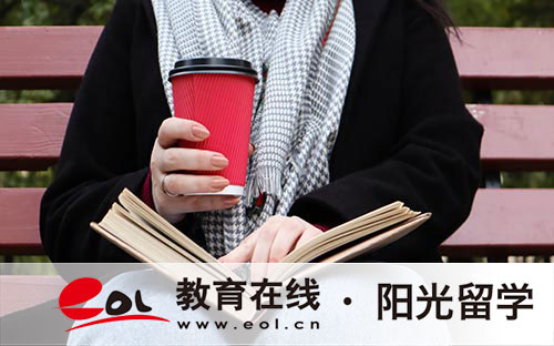 意大利里雅斯特高級國際學校留學費用要多少