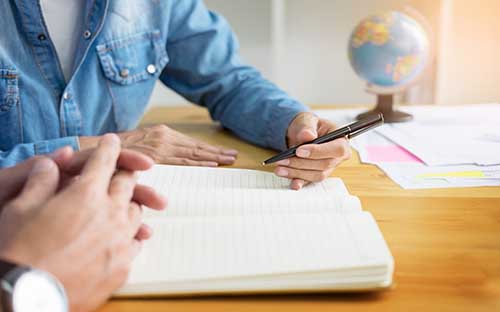 高中生出國留學的費用