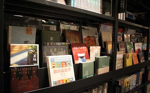 高校自考本科有哪些報名條件？怎么申請學位？